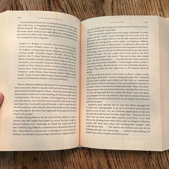 UEC JOHN LENNON : THE LIFE BY PHILIP NORMAN HARDCOVER BOOK - Picture 7 of 9